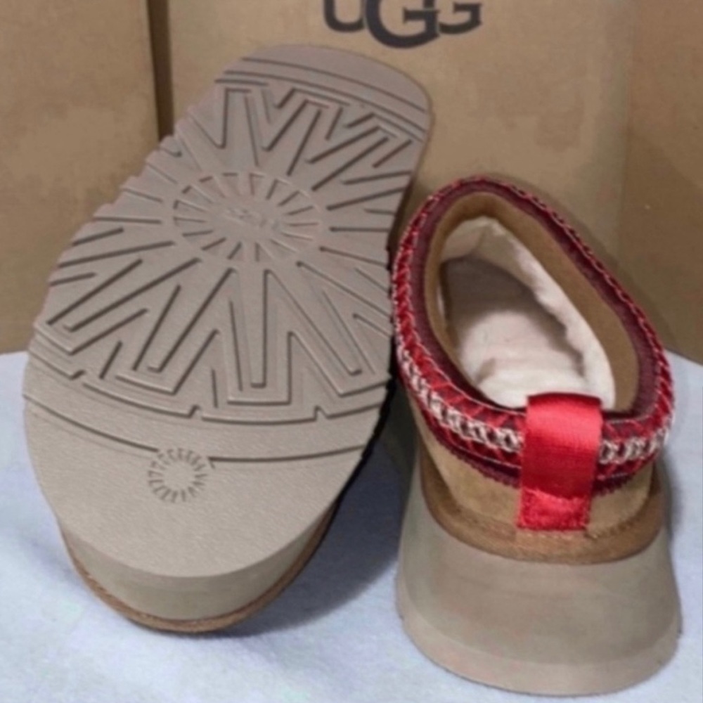 UGG Tan and Red Women's Shoes - Picture 4 of 4